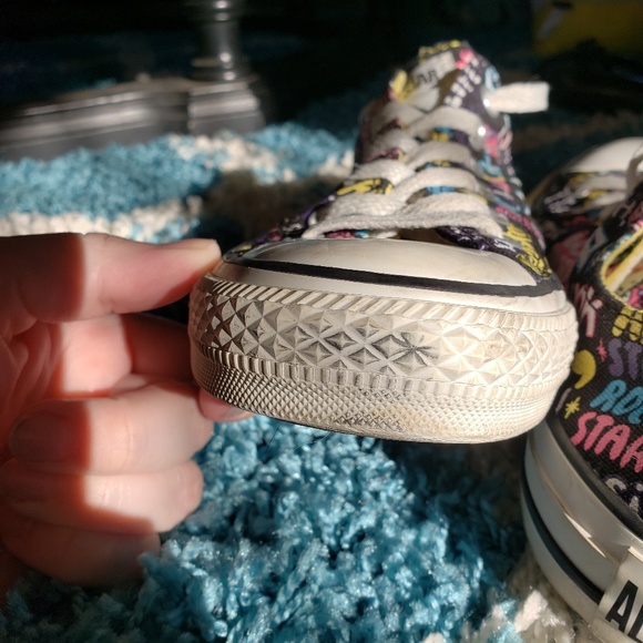 Converse - Picture 3 of 4